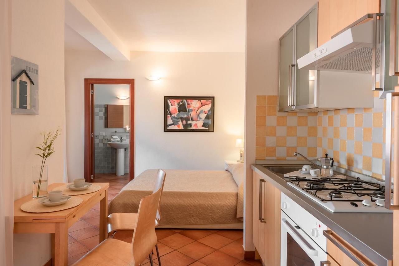 Cristal Blu Aparthotel Santa Teresa Gallura Εξωτερικό φωτογραφία