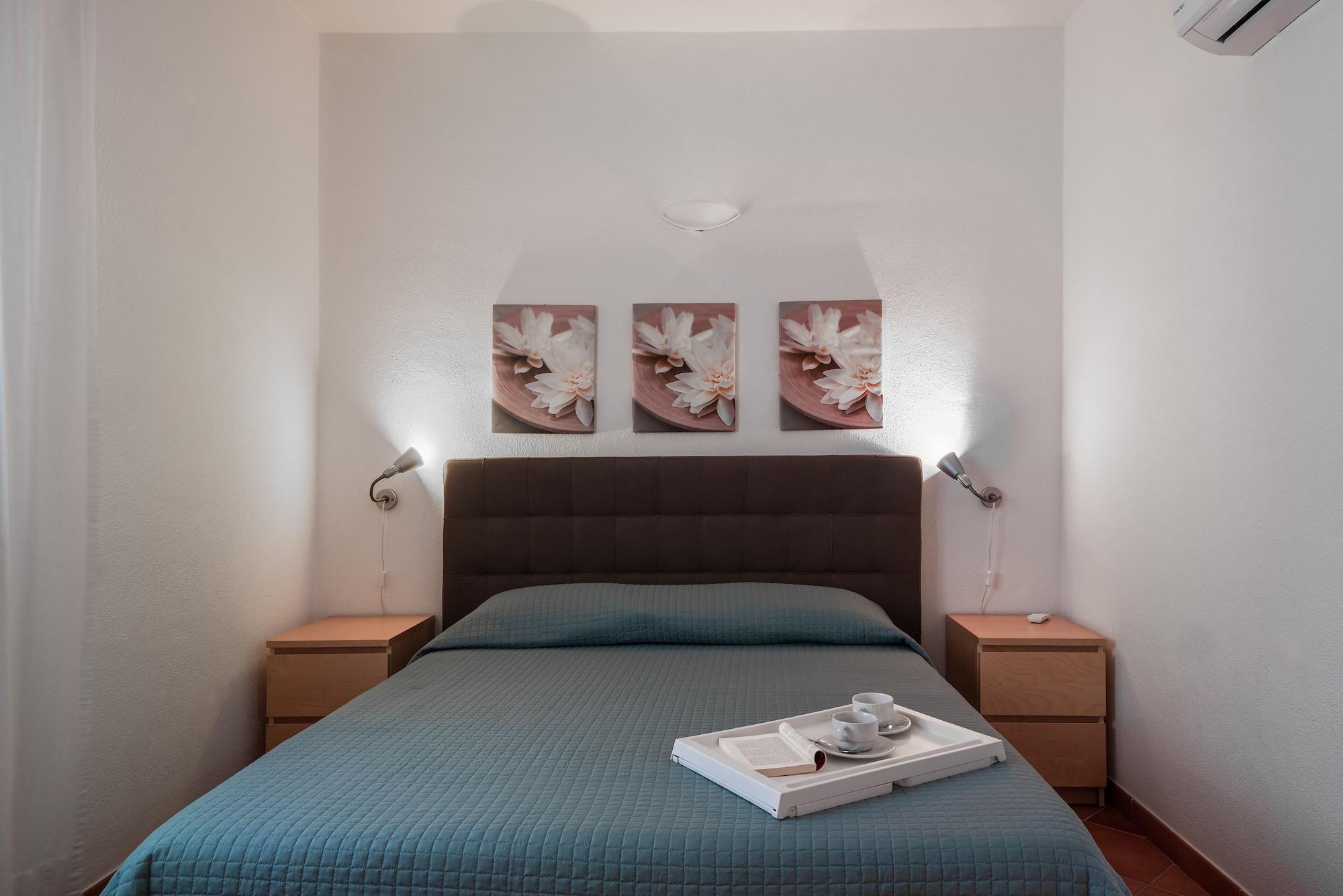 Cristal Blu Aparthotel Santa Teresa Gallura Εξωτερικό φωτογραφία
