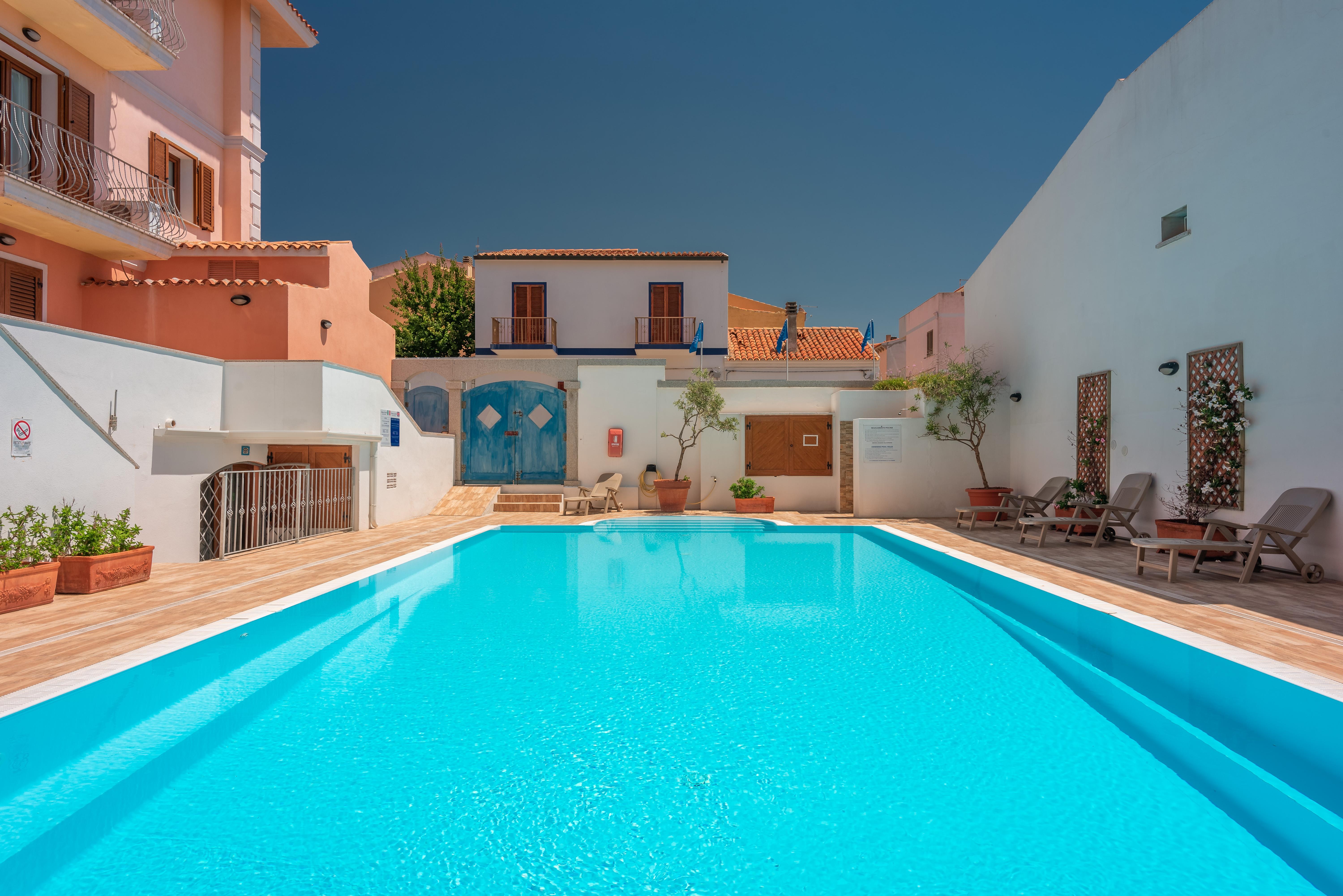 Cristal Blu Aparthotel Santa Teresa Gallura Εξωτερικό φωτογραφία